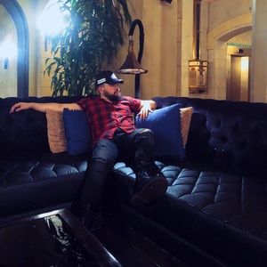 Meet your Posher, Hector